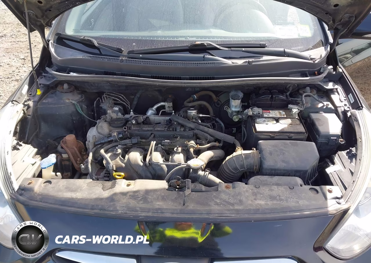 2013 Hyundai Accent Se VIN:KMHCU5AE6DU085333 - 10