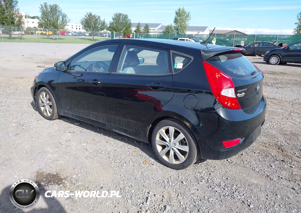 2013 Hyundai Accent Se VIN:KMHCU5AE6DU085333 - 3
