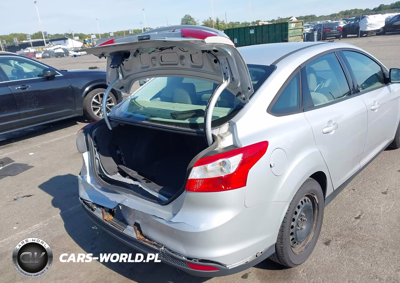 2012 Ford Focus Se VIN:1FAHP3F28CL431543 - 13
