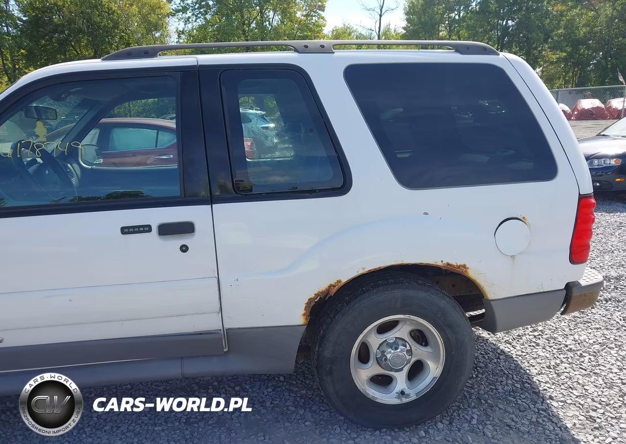 2001 Ford Explorer Sport VIN:1FMYU70E21UA15715 - 6