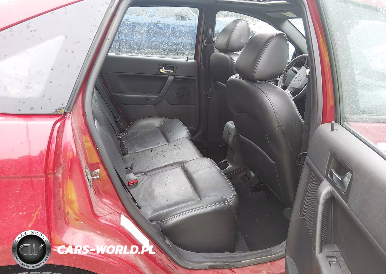 2010 Ford Focus Sel VIN:1FAHP3HN7AW163412 - 8