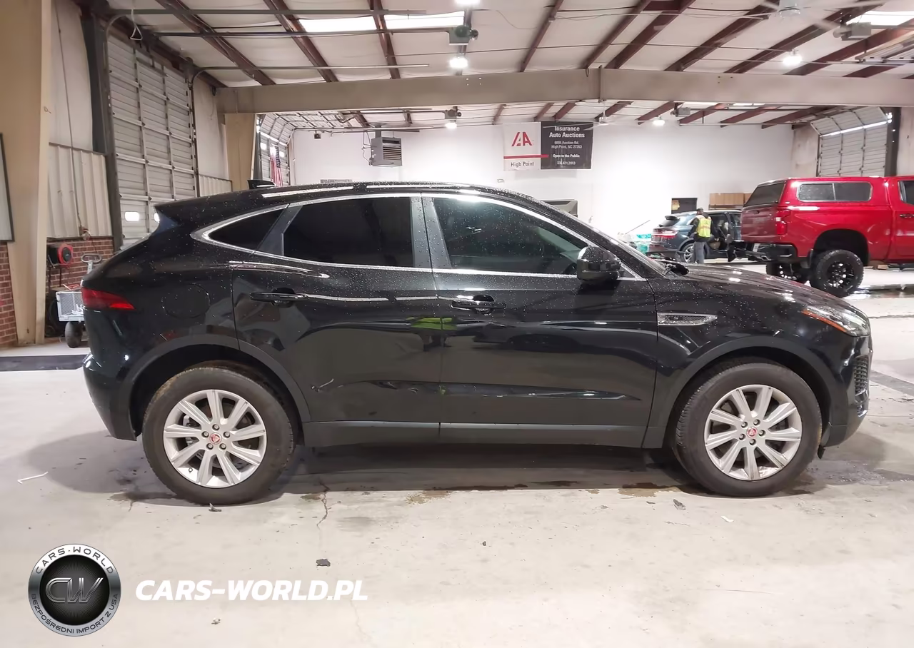 2018 Jaguar E-Pace R-Dynamic S-S VIN:SADFJ2FX1J1Z31050 - 13