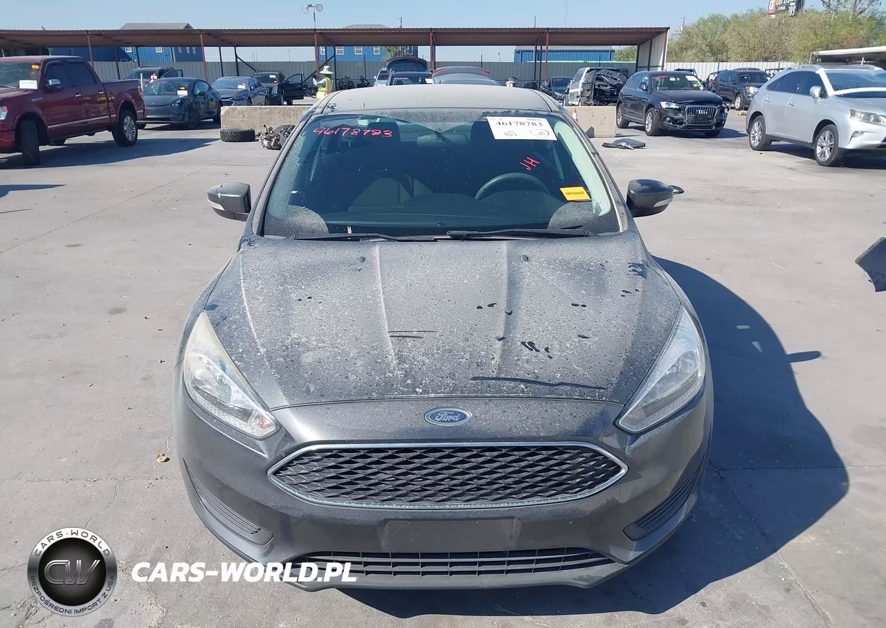 2016 Ford Focus Se VIN:1FADP3F20GL372220 - 13