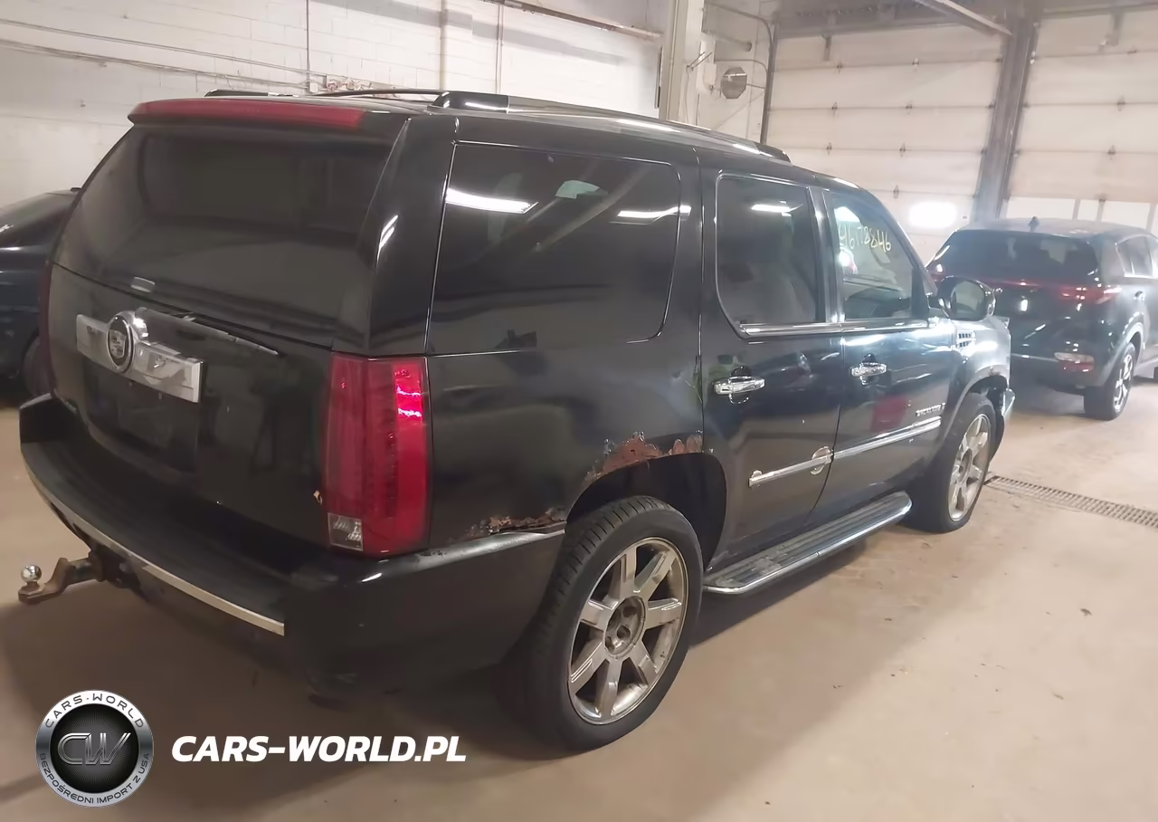 2007 Cadillac Escalade Standard VIN:1GYFK63847R237048 - 4