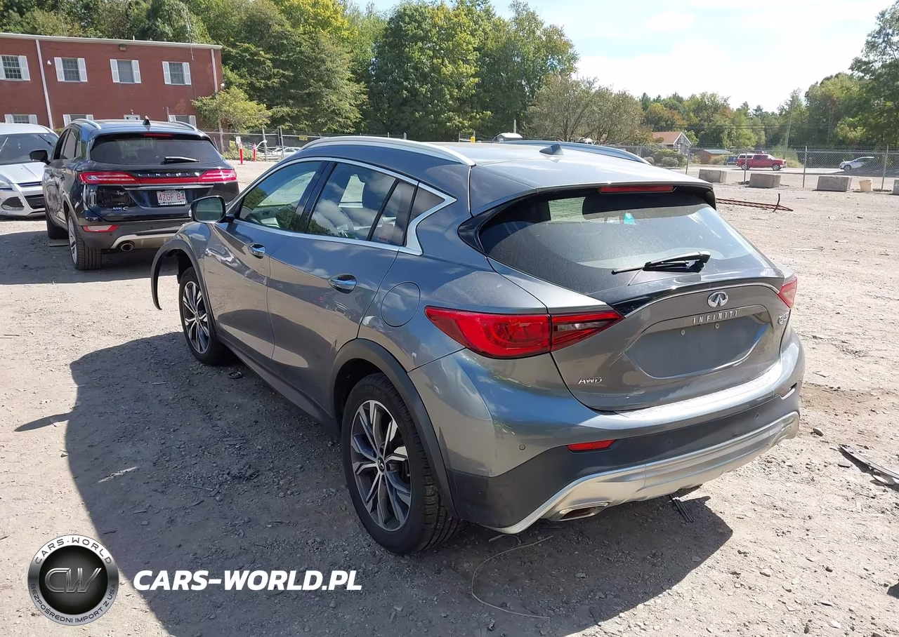 2017 Infiniti Qx30 Premium VIN:SJKCH5CR5HA039893 - 3