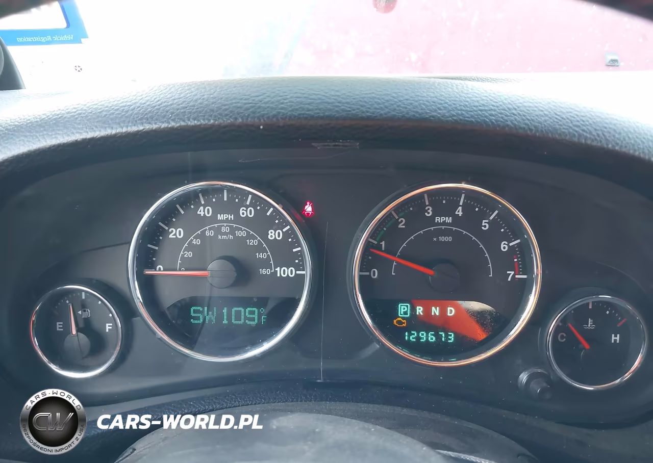 2012 Jeep Wrangler Unlimited Sahara VIN:1C4BJWEG7CL281019 - 7
