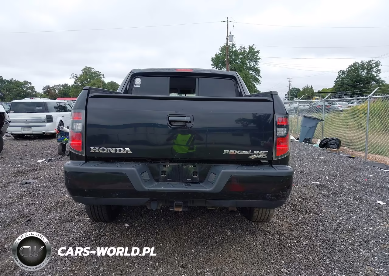 2013 Honda Ridgeline Sport VIN:5FPYK1F77DB007954 - 17