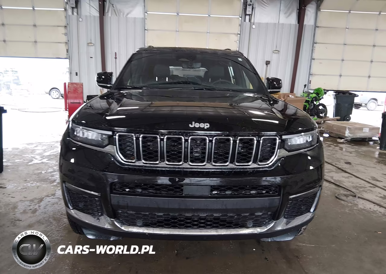 2025 Jeep Grand Cherokee L Limited 4X4 VIN:1C4RJKBGXS8648525 - 12