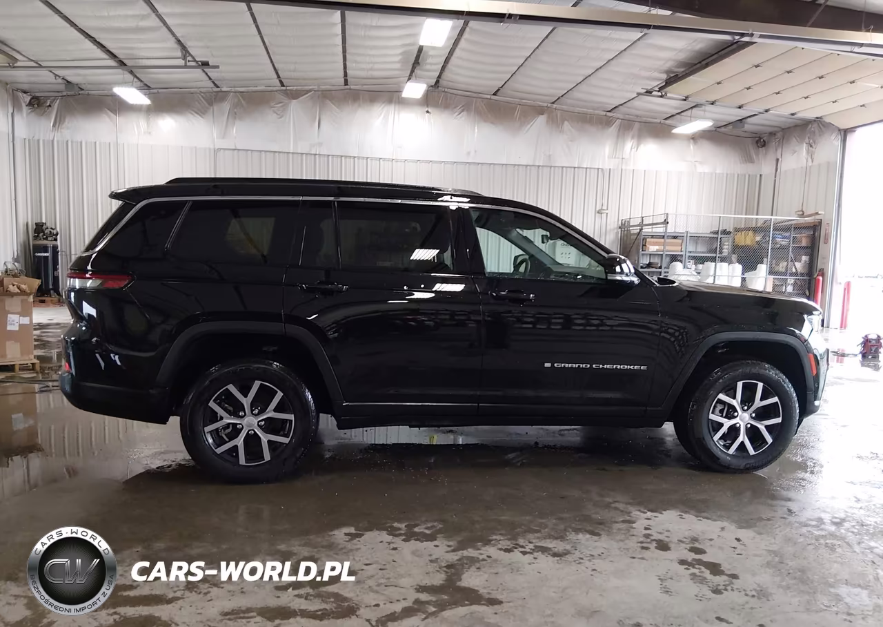 2025 Jeep Grand Cherokee L Limited 4X4 VIN:1C4RJKBGXS8648525 - 13