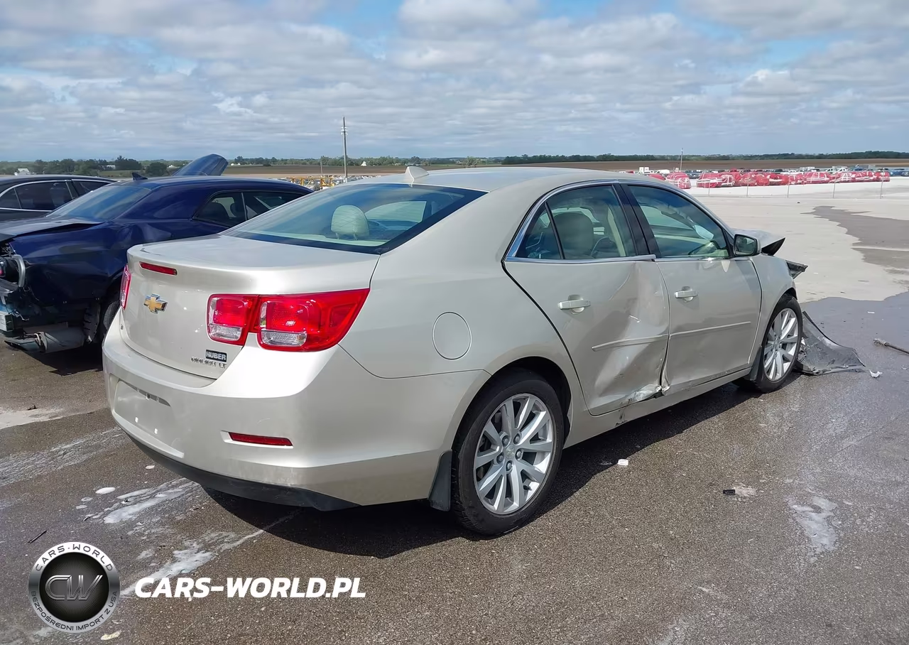 2014 Chevrolet Malibu 2Lt VIN:1G11E5SL0EF241418 - 4
