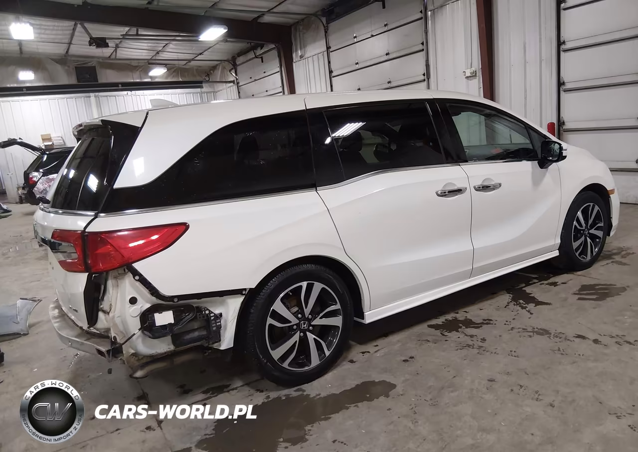 2019 Honda Odyssey Elite VIN:5FNRL6H93KB054000 - 4