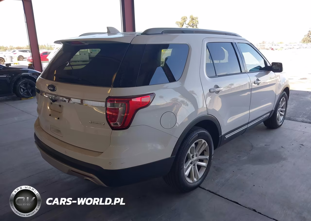 2016 Ford Explorer Xlt VIN:1FM5K7DH1GGD35967 - 4