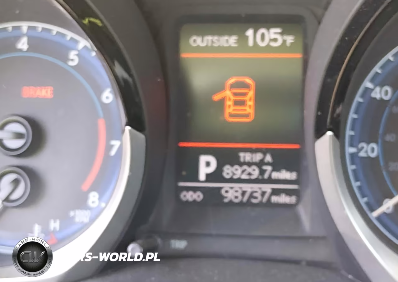 2015 Toyota Corolla S Plus VIN:5YFBURHE2FP300655 - 15