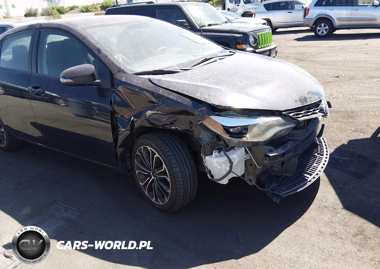 2015 Toyota Corolla S Plus VIN:5YFBURHE2FP300655 - 6