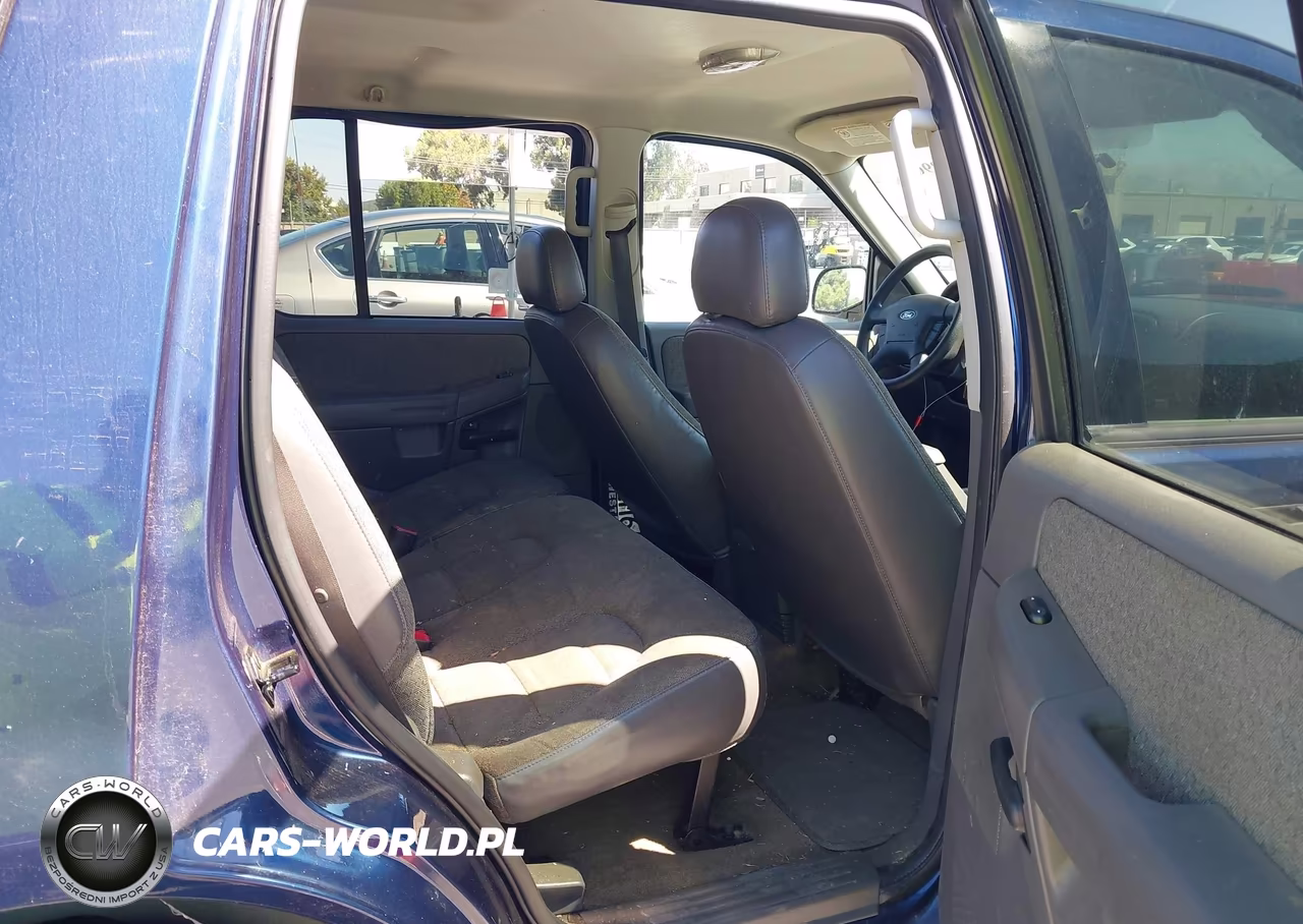 2004 Ford Explorer Xls VIN:1FMZU62E34UC38832 - 8