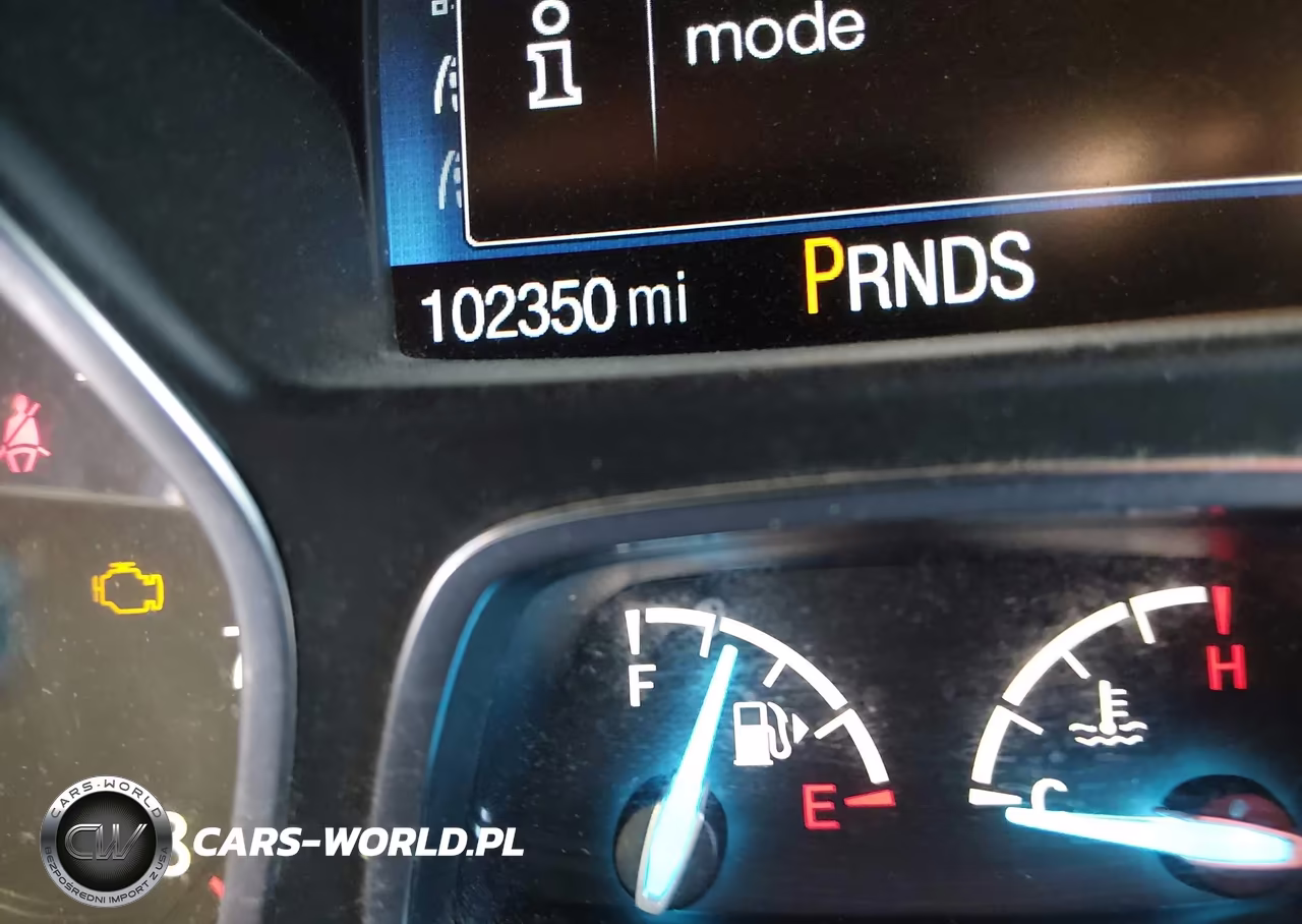 2018 Ford Escape Se VIN:1FMCU9GD5JUC40505 - 16