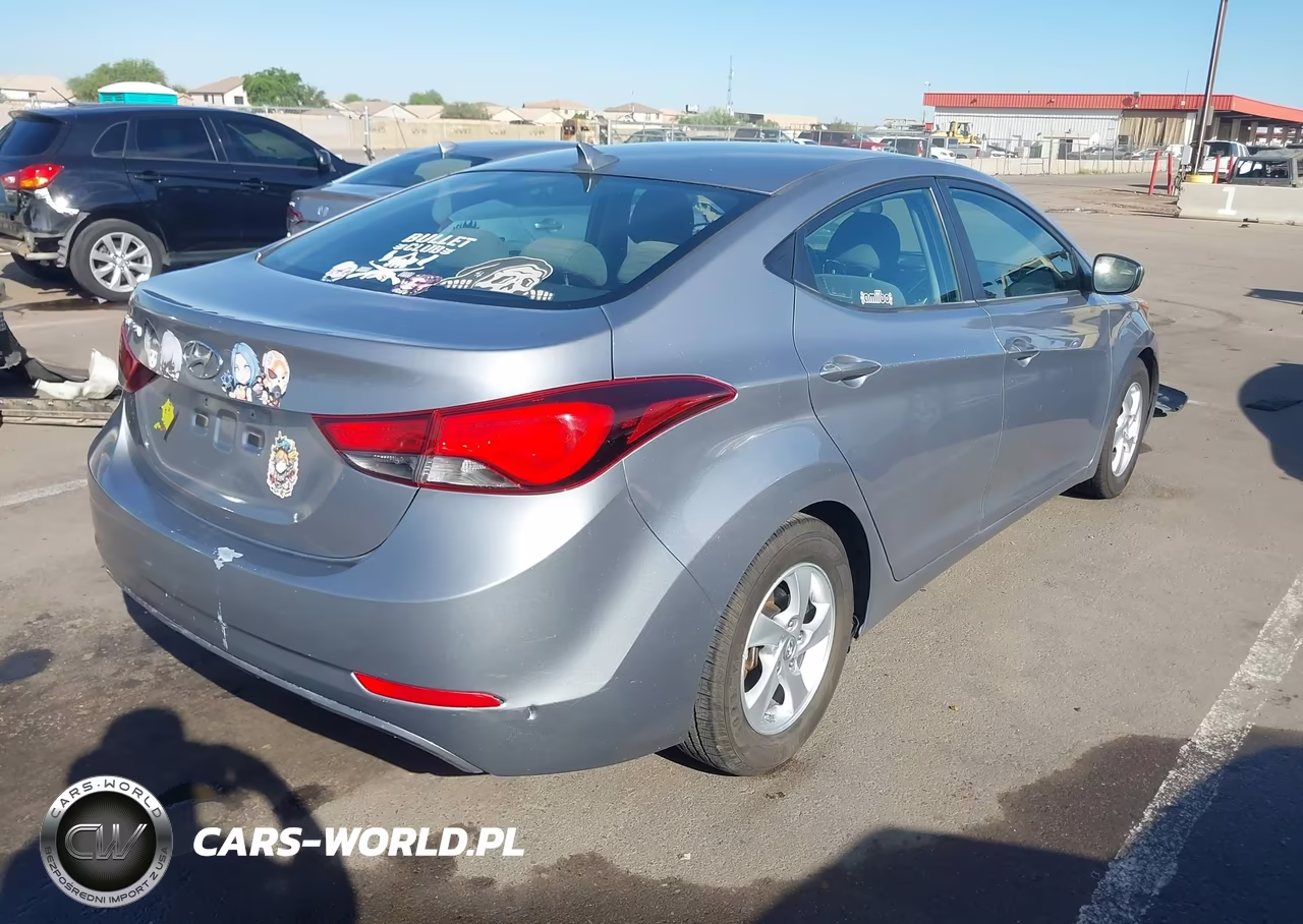 2015 Hyundai Elantra Se VIN:5NPDH4AE6FH561956 - 4