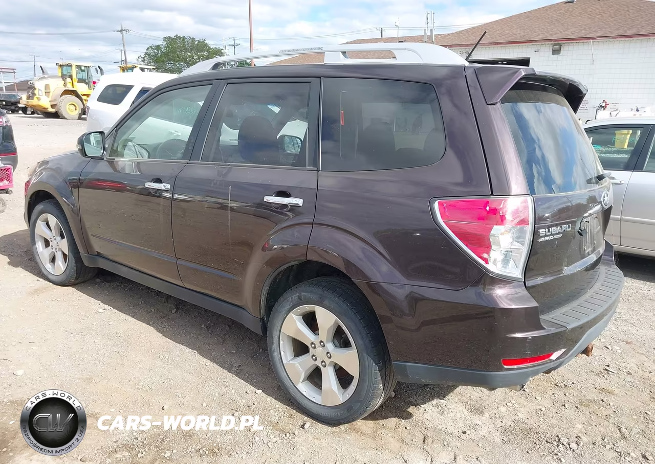 2013 Subaru Forester 2.5Xt Touring VIN:JF2SHGGC2DH429806 - 3