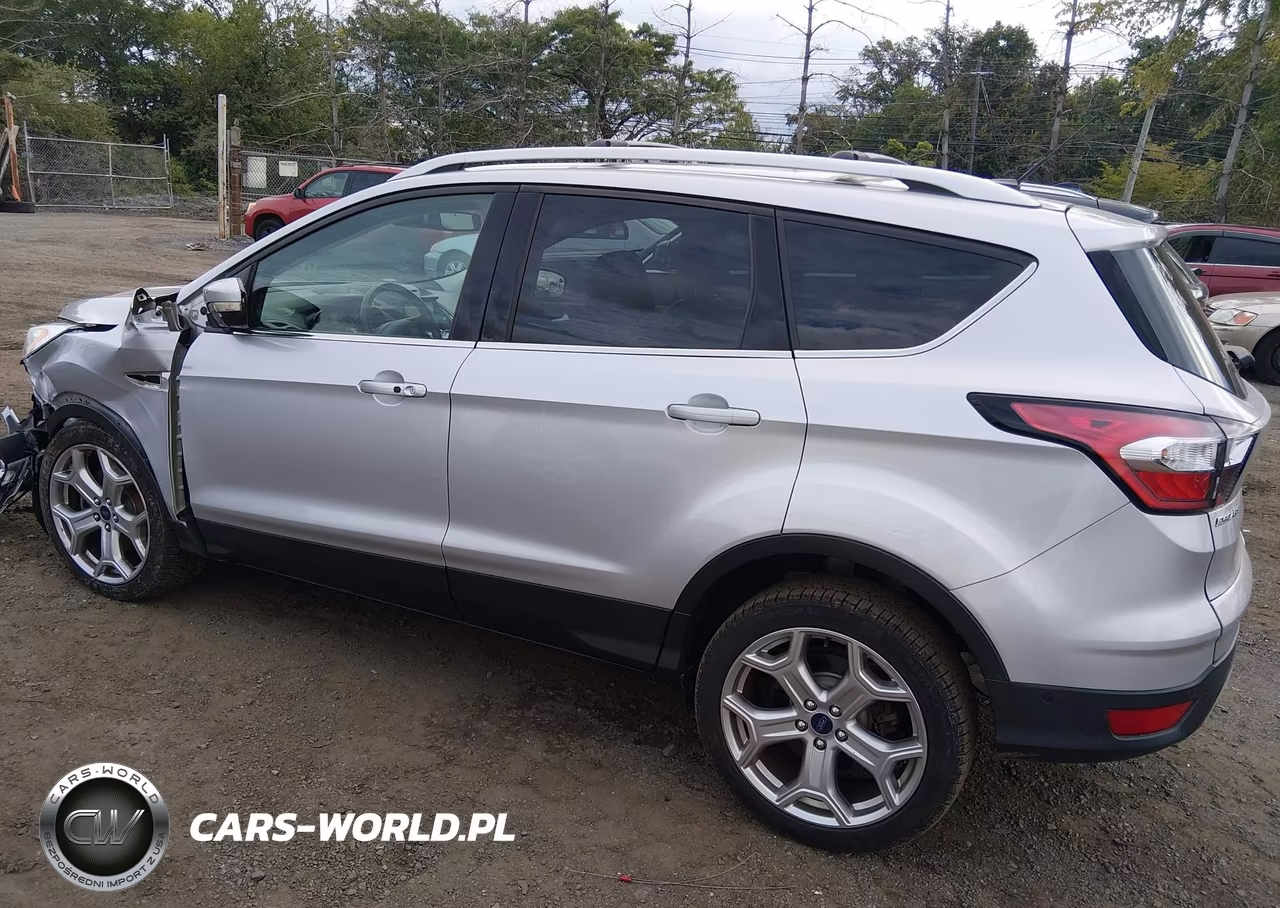 2017 Ford Escape Titanium VIN:1FMCU9J96HUD99953 - 13