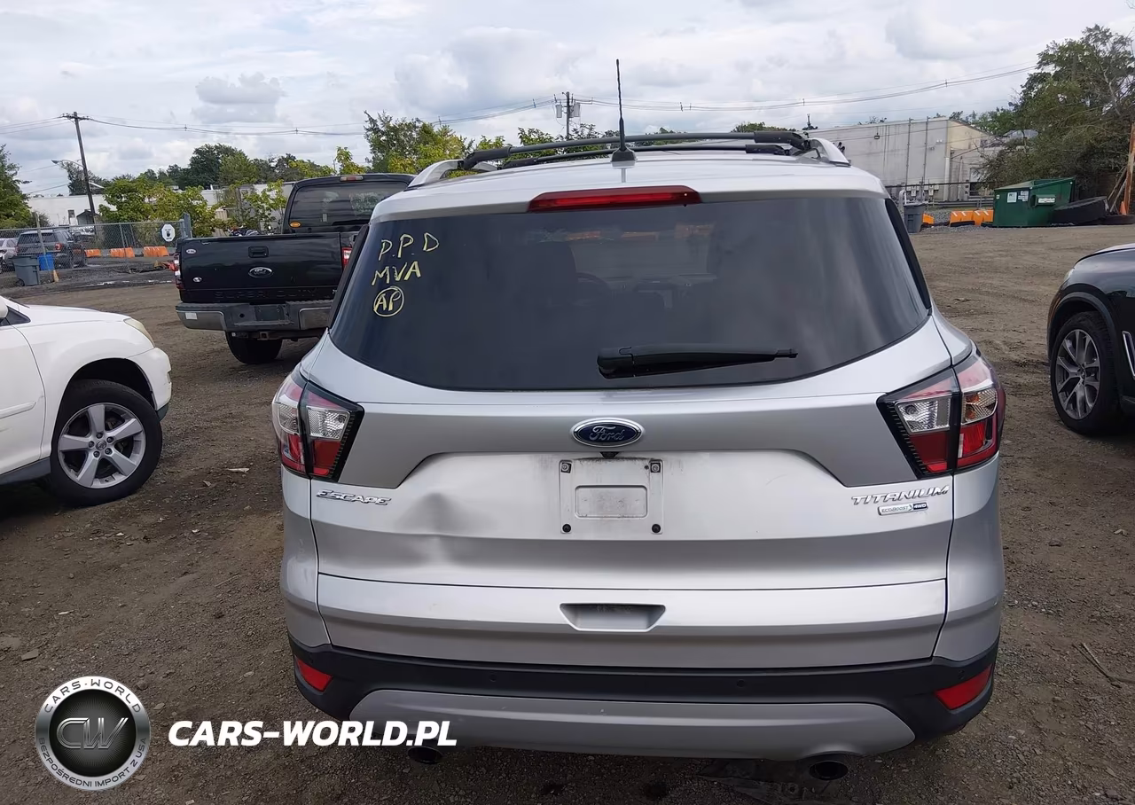 2017 Ford Escape Titanium VIN:1FMCU9J96HUD99953 - 15