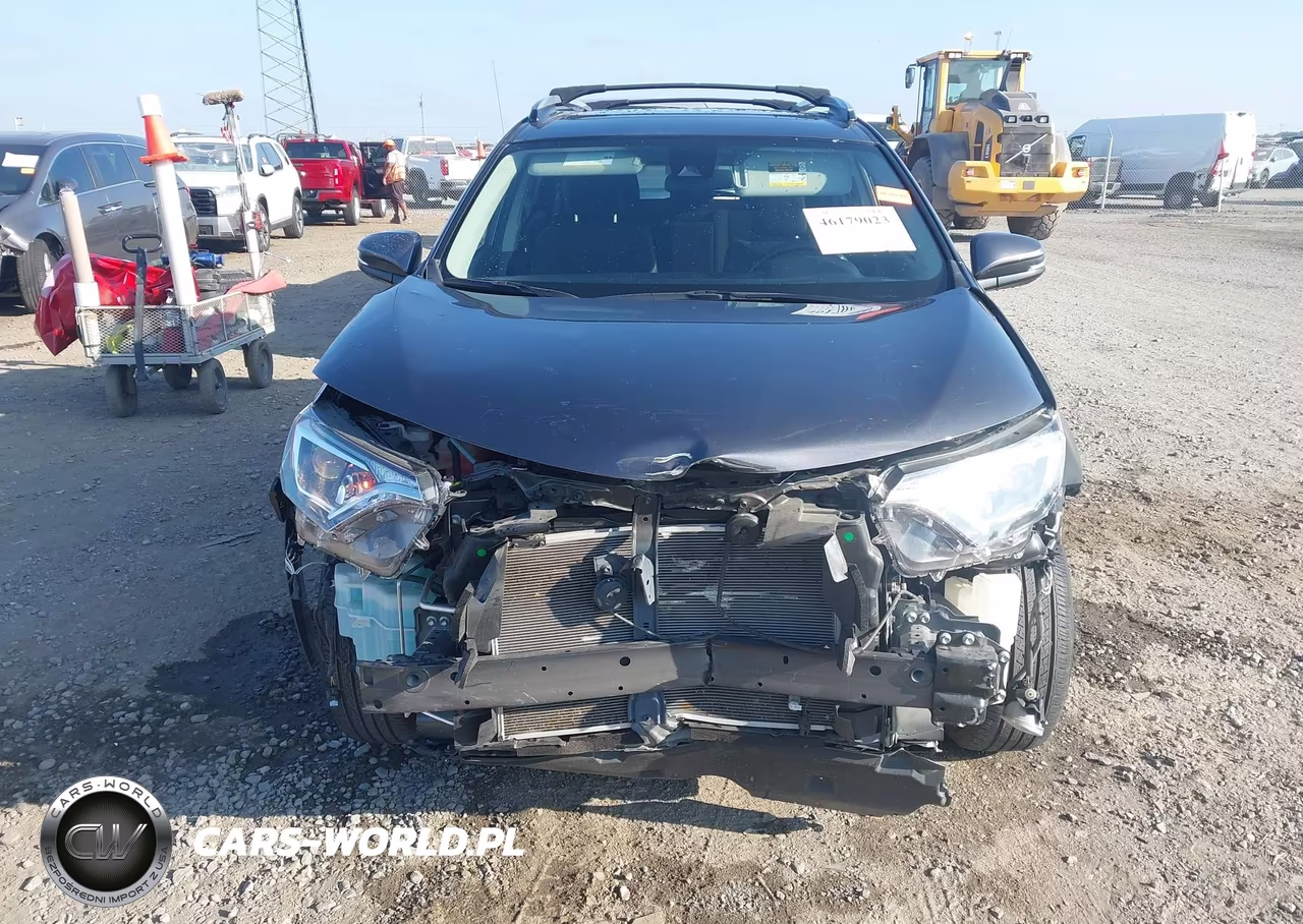 2017 Toyota Rav4 Xle VIN:JTMWFREV3HJ144455 - 13