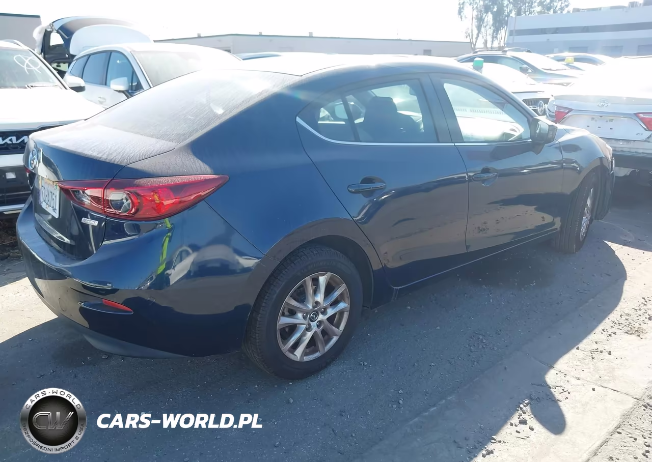2016 Mazda Mazda3 I Sport VIN:JM1BM1U75G1308277 - 4