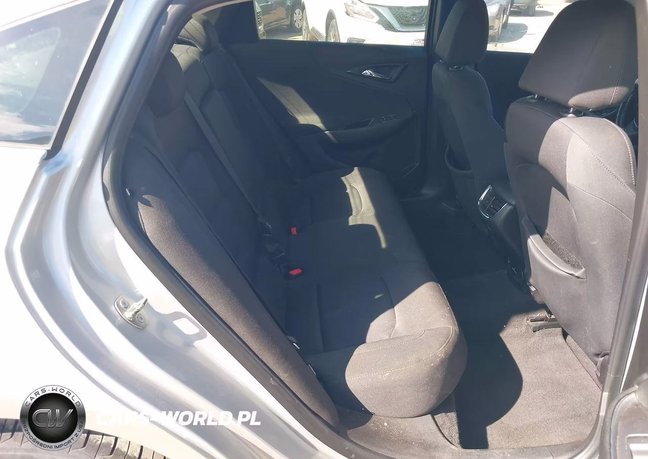 2018 Chevrolet Malibu Lt VIN:1G1ZD5ST7JF169312 - 8