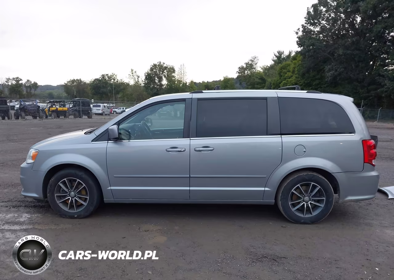 2017 Dodge Grand Caravan Sxt VIN:2C4RDGCG5HR649873 - 15