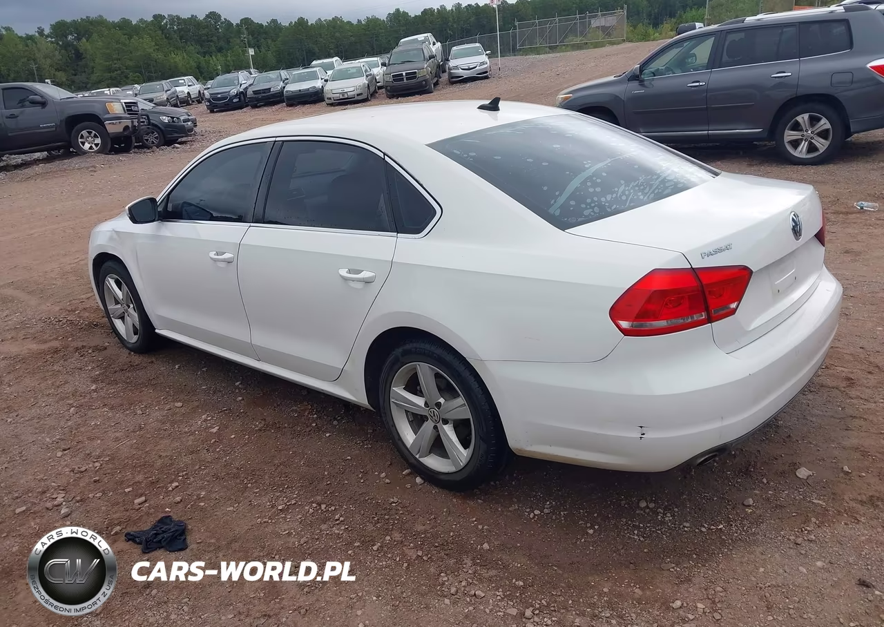 2013 Volkswagen Passat 2.5L Se VIN:1VWBP7A31DC060702 - 3