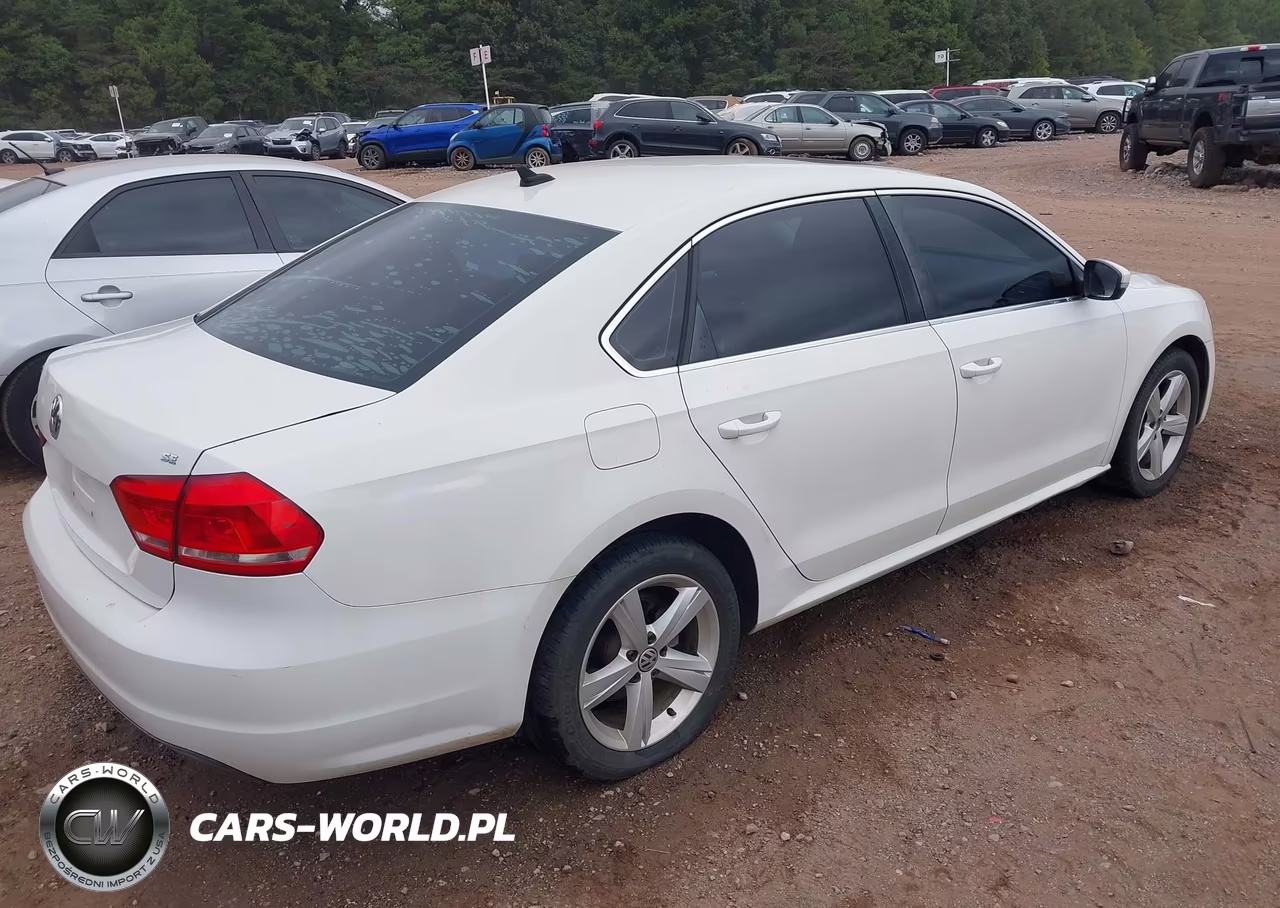 2013 Volkswagen Passat 2.5L Se VIN:1VWBP7A31DC060702 - 4