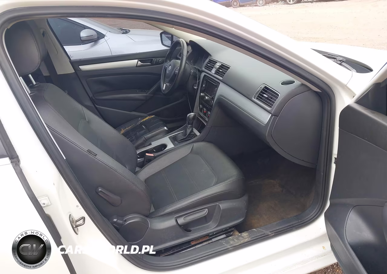 2013 Volkswagen Passat 2.5L Se VIN:1VWBP7A31DC060702 - 5
