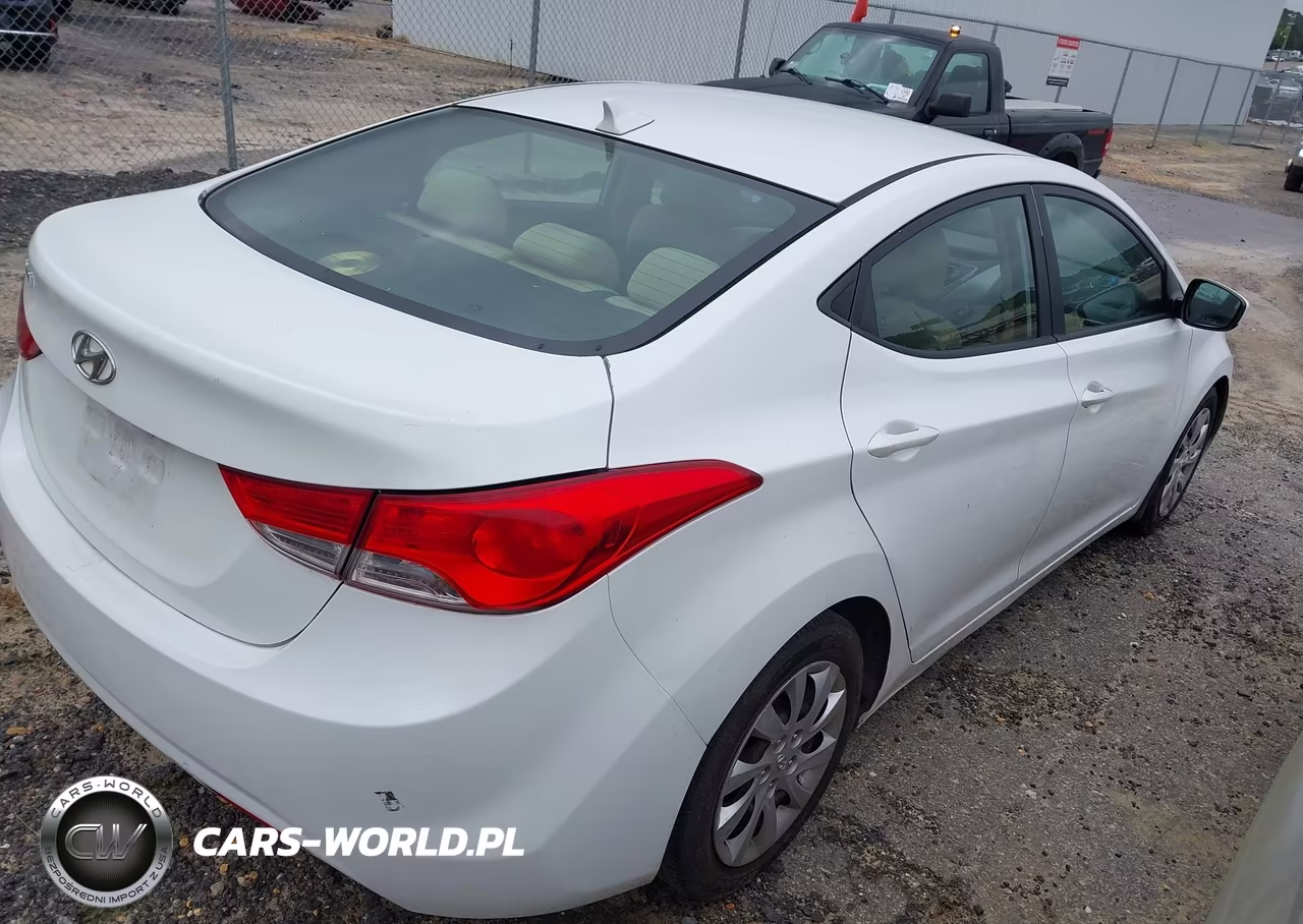 2013 Hyundai Elantra Gls VIN:5NPDH4AE1DH208165 - 16