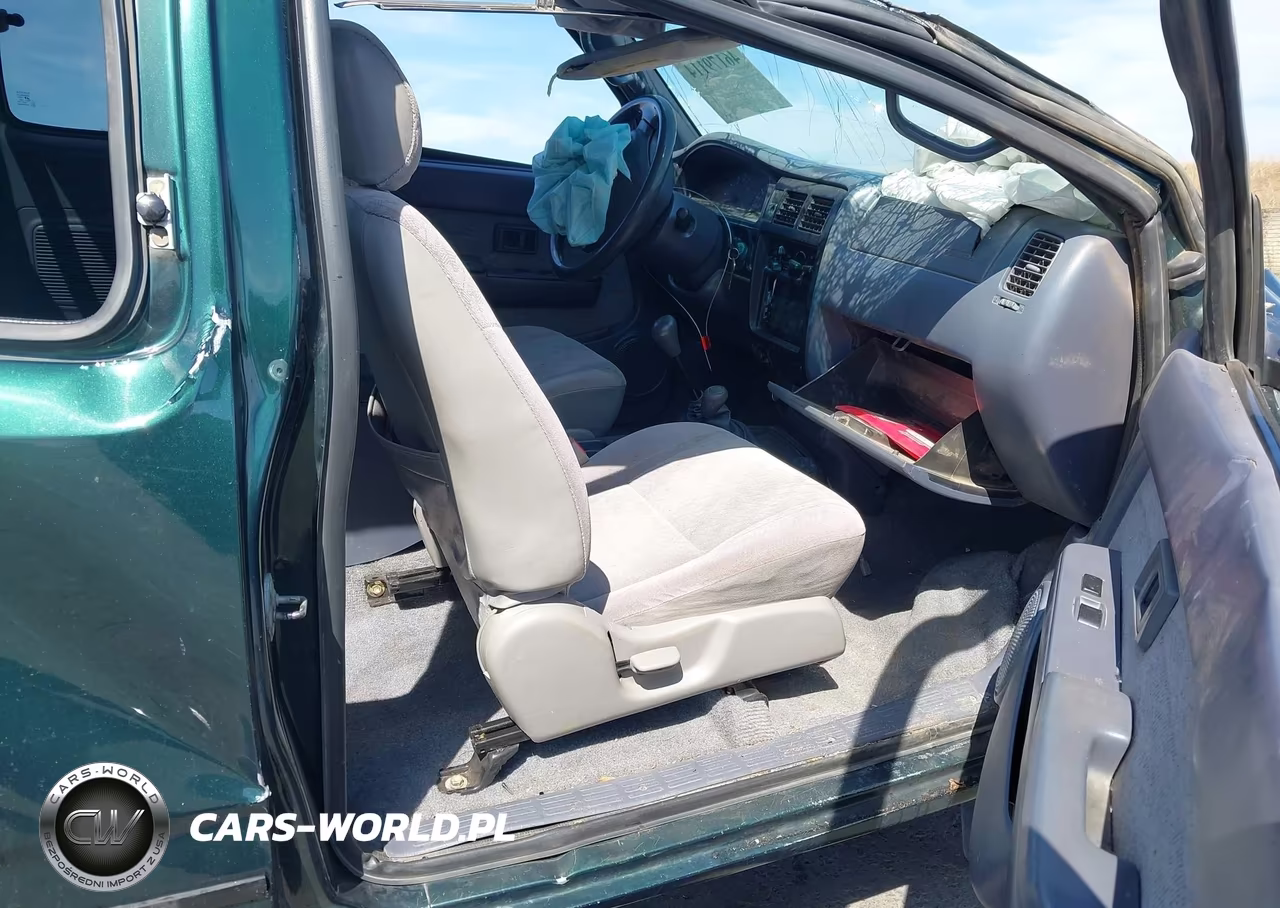 1999 Toyota Tacoma VIN:4TAWN72N5XZ430881 - 5