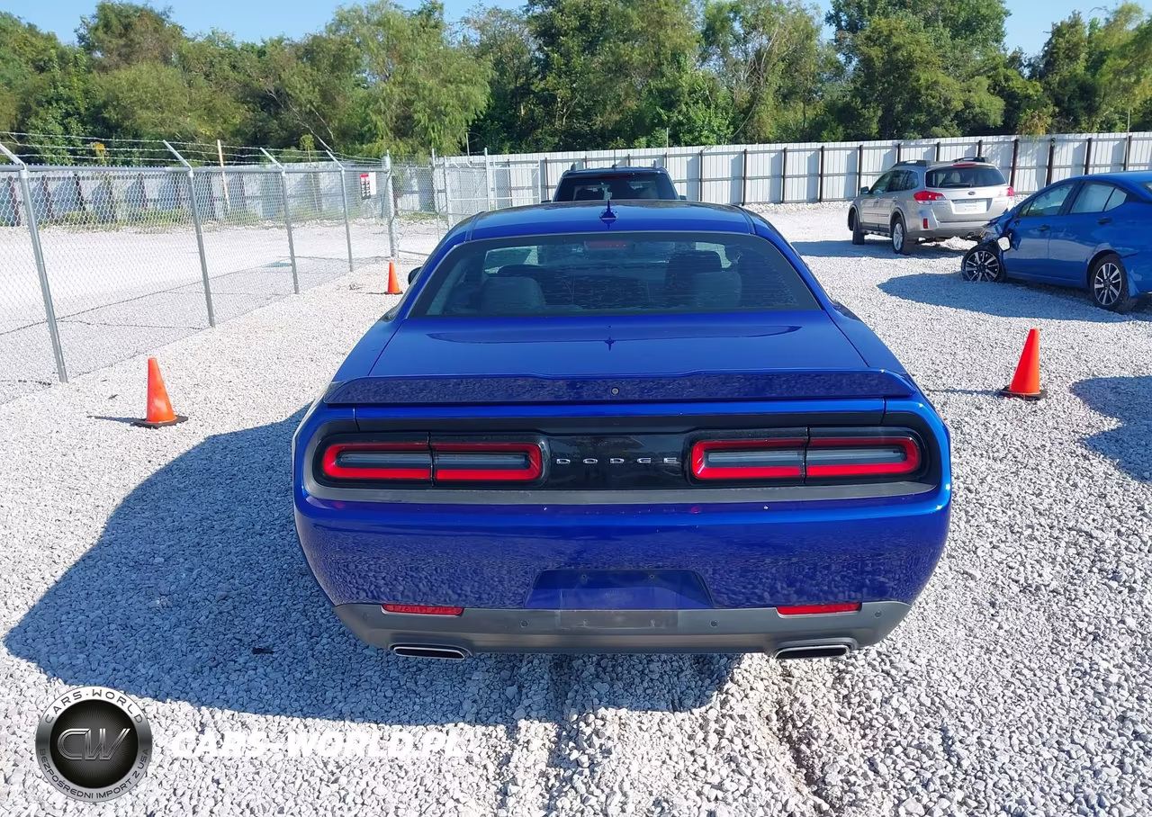 2018 Dodge Challenger Sxt VIN:2C3CDZAGXJH271554 - 16