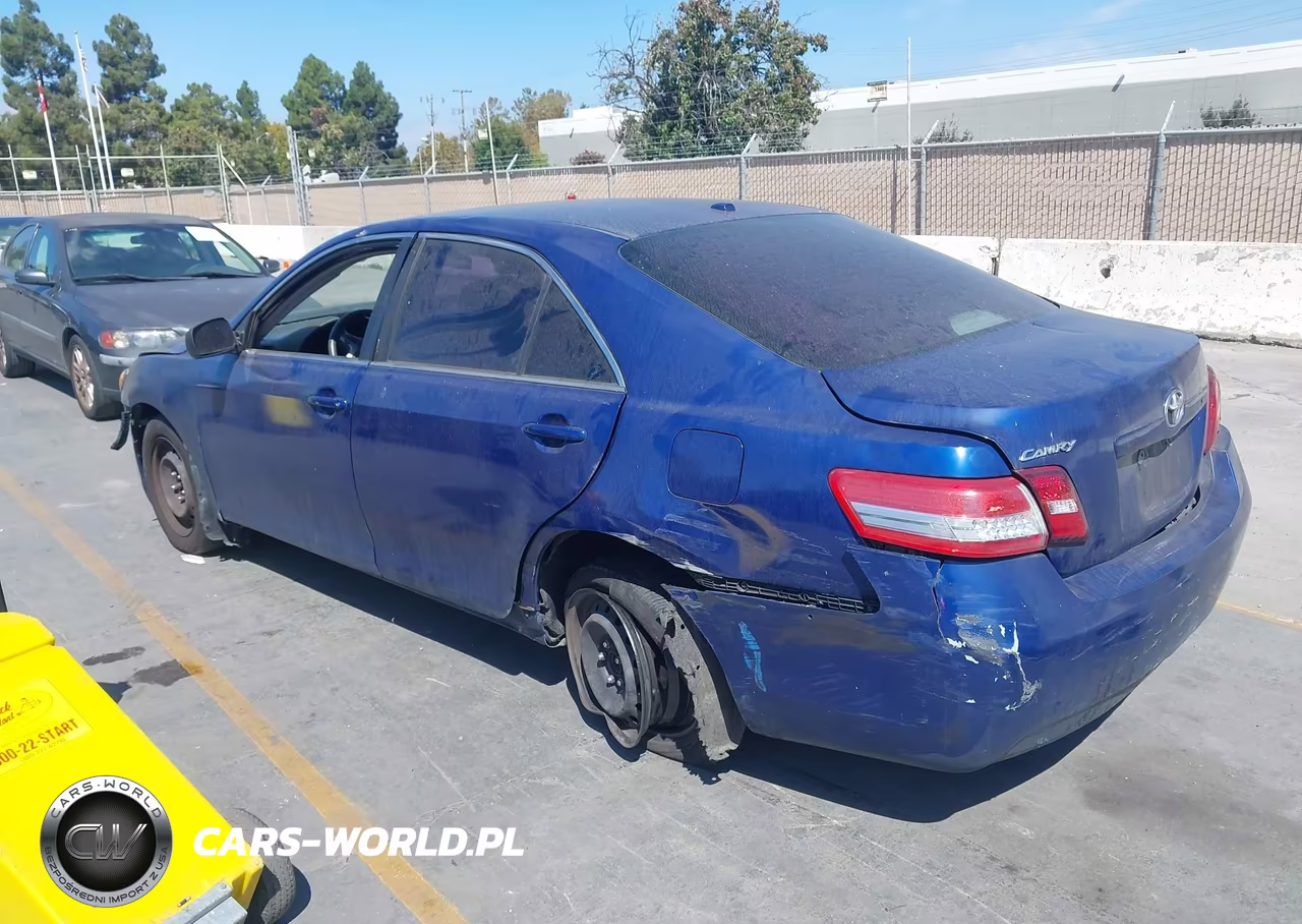 2010 Toyota Camry Le VIN:4T4BF3EK4AR016815 - 3