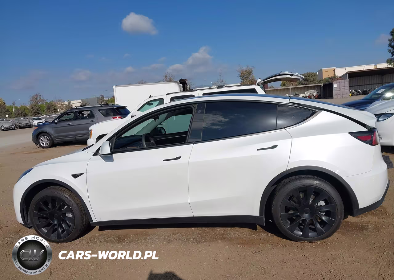 2023 Tesla Model Y Awd-Long Range Dual Motor All-Wheel Drive VIN:7SAYGDEE3PA083588 - 14