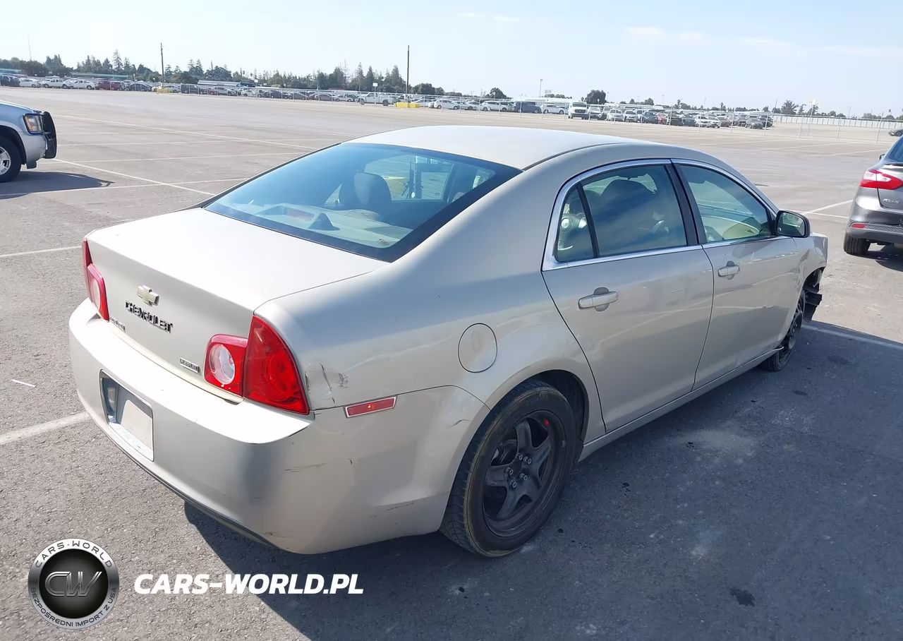 2010 Chevrolet Malibu Ls VIN:1G1ZA5E08AF279392 - 4