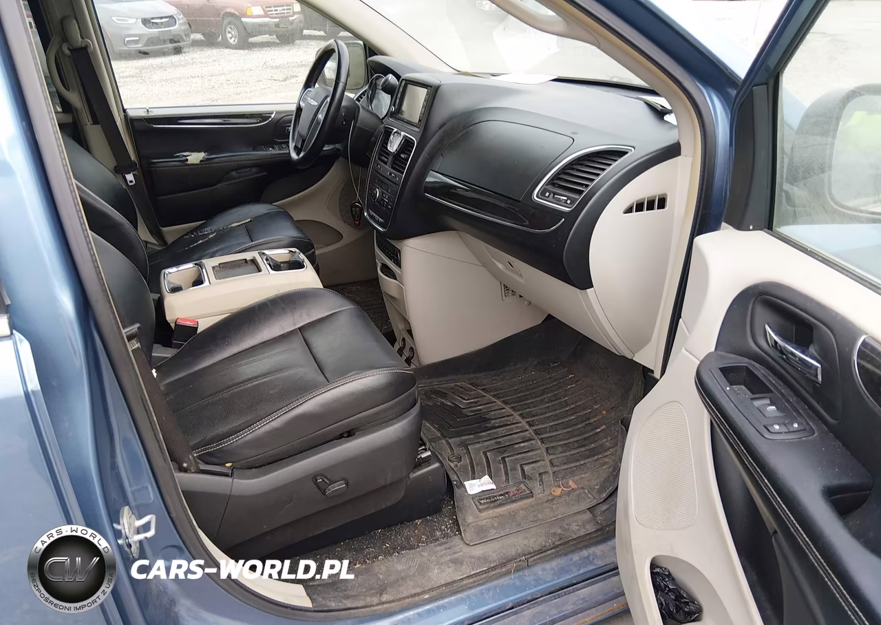 2012 Chrysler Town & Country Touring-L VIN:2C4RC1CG1CR209416 - 5