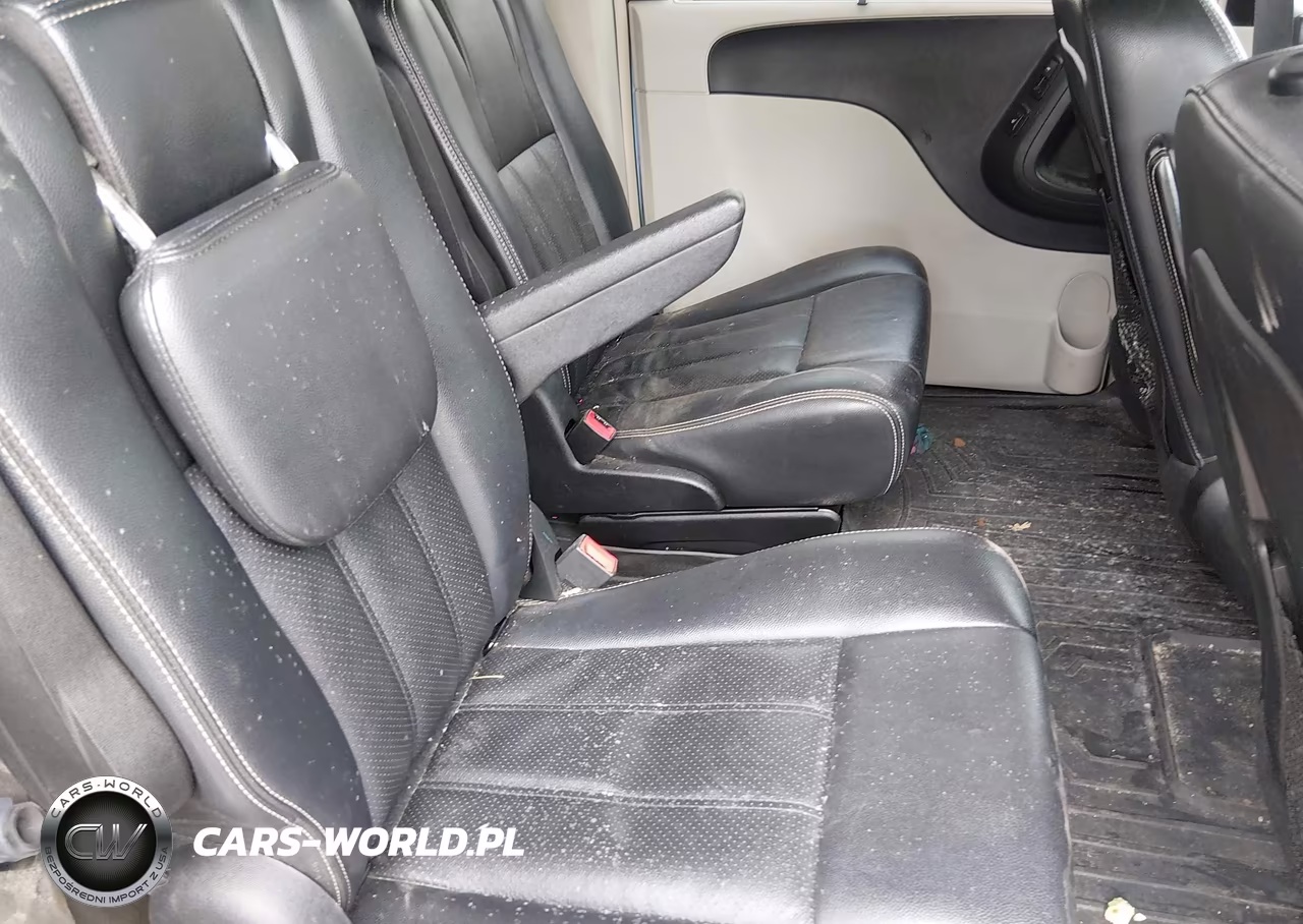 2012 Chrysler Town & Country Touring-L VIN:2C4RC1CG1CR209416 - 8