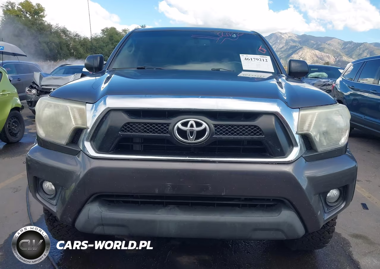 2013 Toyota Tacoma Prerunner V6 VIN:5TFTU4GN0DX037735 - 12