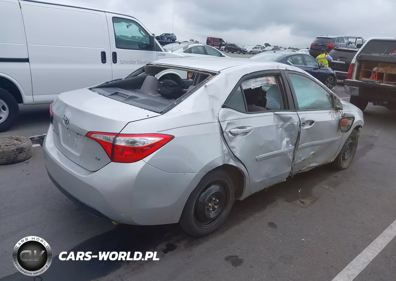 2016 Toyota Corolla Le VIN:2T1BURHE7GC607336 - 4