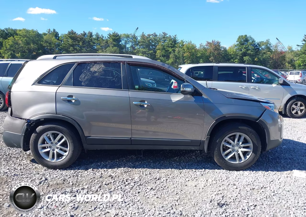 2015 Kia Sorento Lx VIN:5XYKT3A67FG660236 - 13
