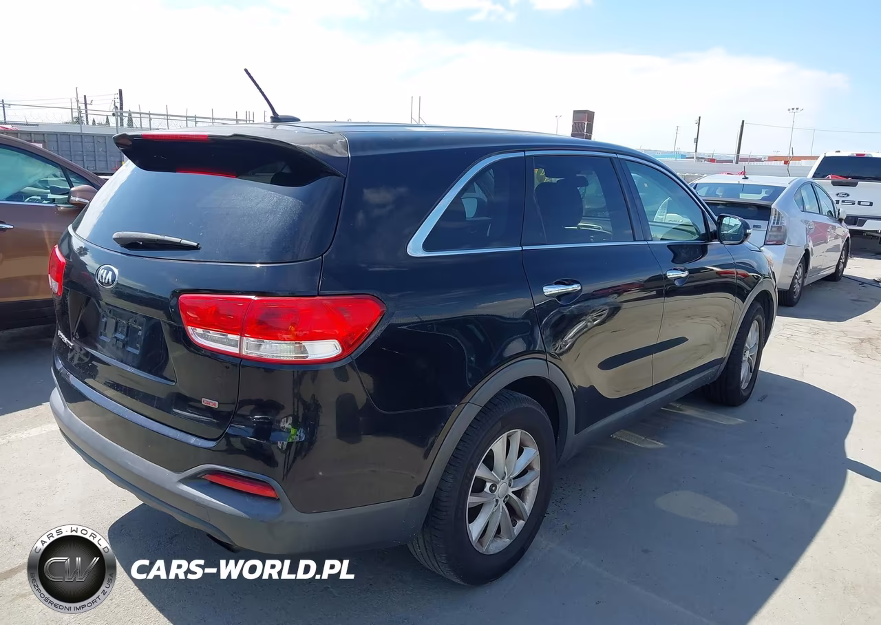 2016 Kia Sorento 2.4L L VIN:5XYPG4A35GG003023 - 4