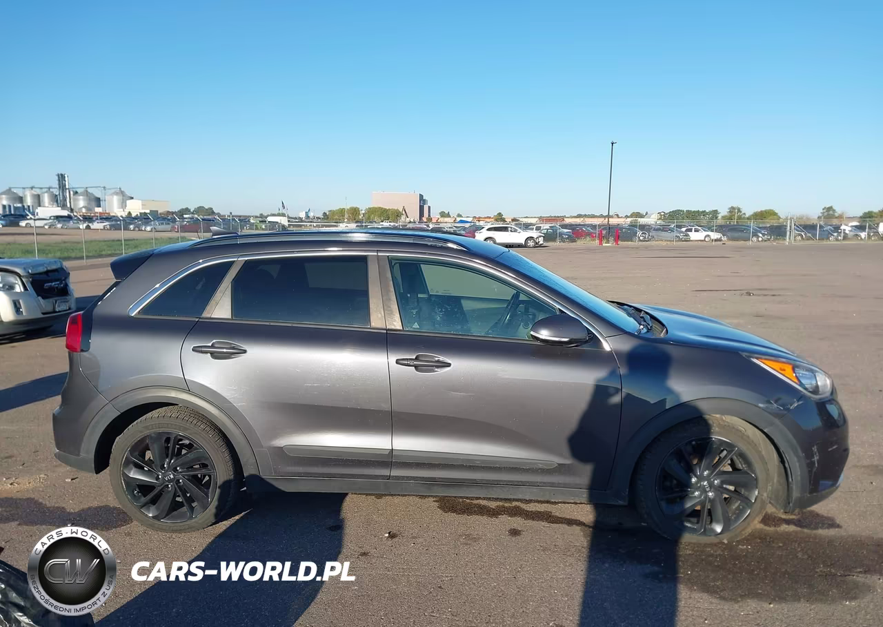 2018 Kia Niro Ex VIN:KNDCC3LC3J5140639 - 13