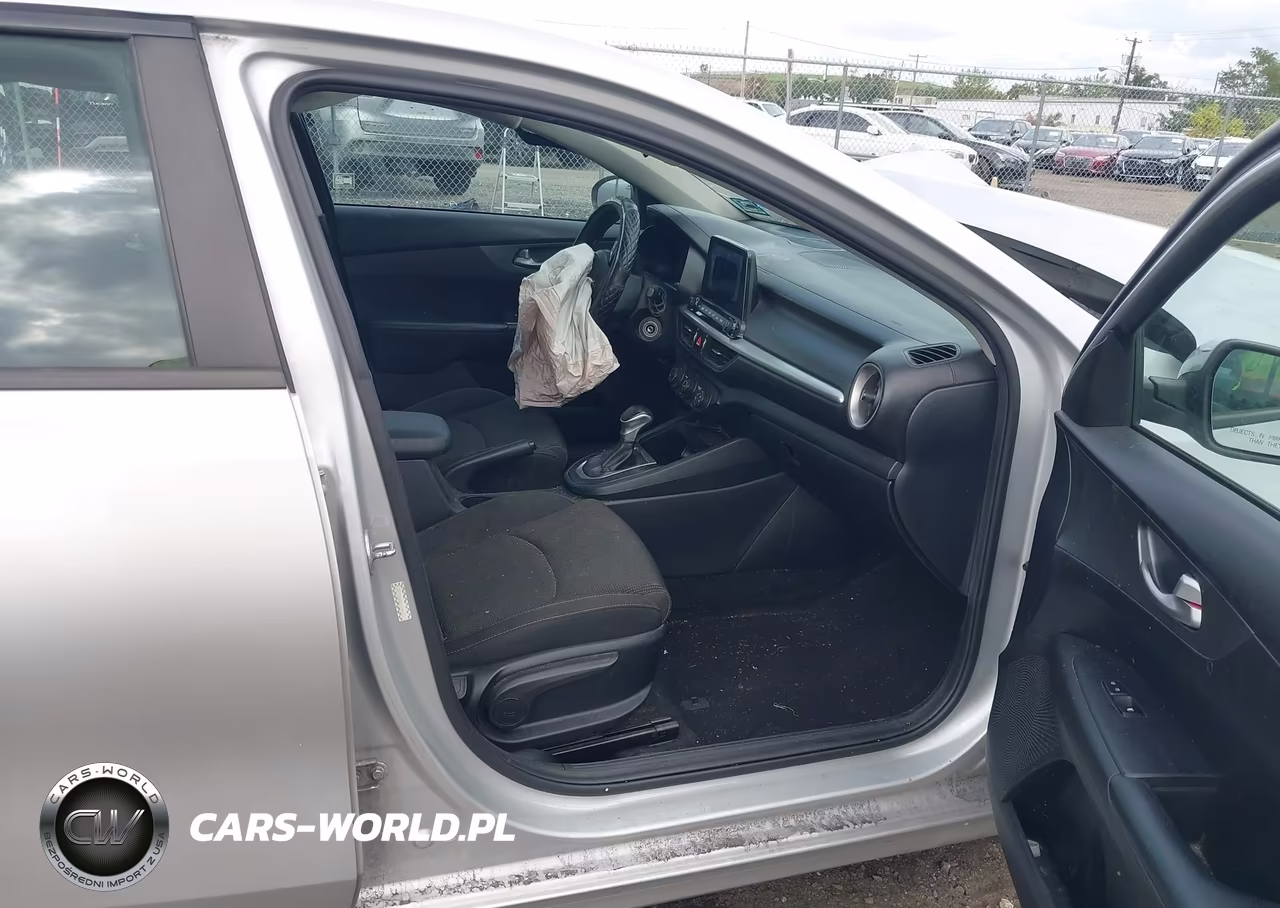 2020 Kia Forte Lxs VIN:3KPF24AD8LE144825 - 5