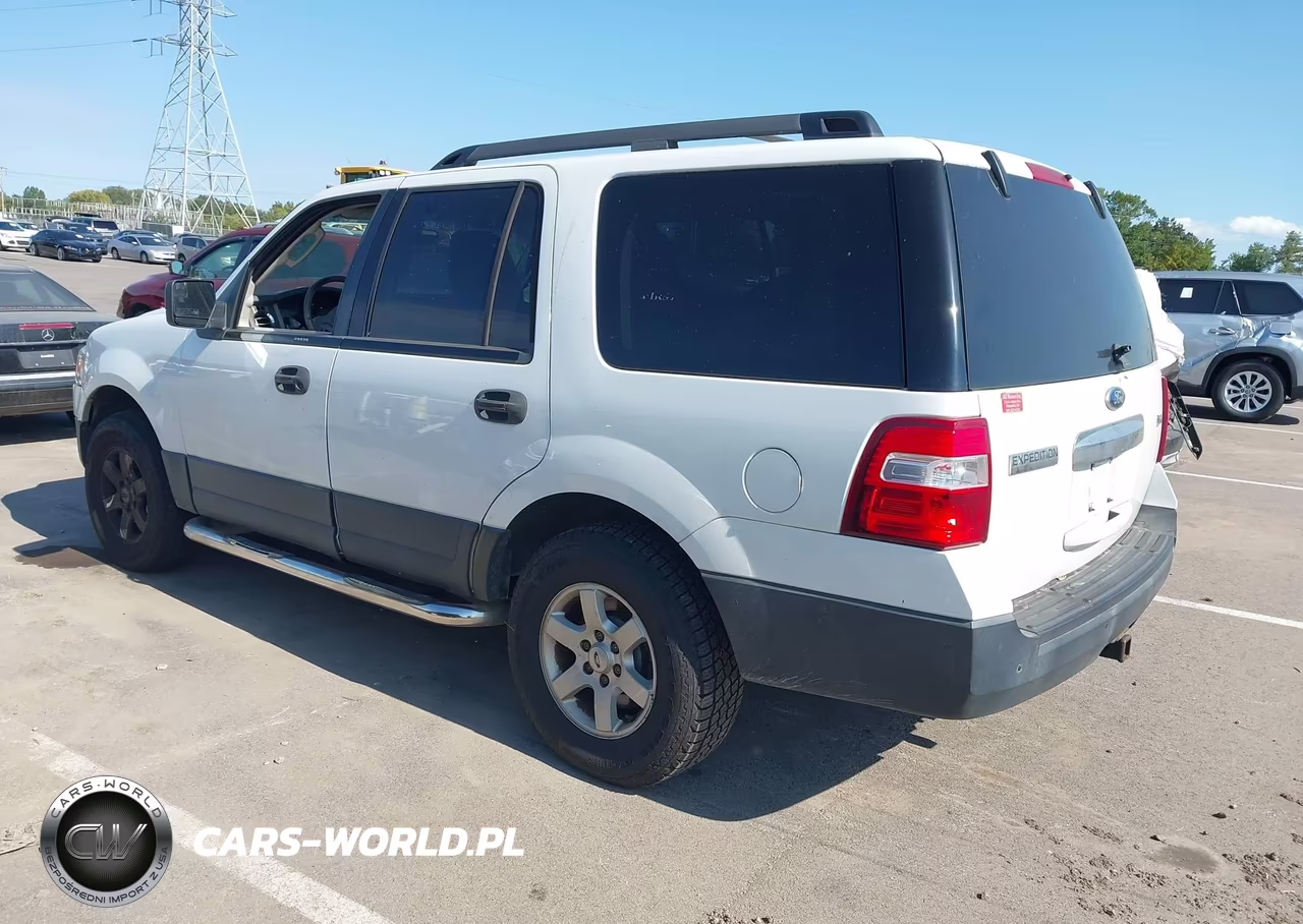2013 Ford Expedition Xl VIN:1FMJU1G57DEF55113 - 3