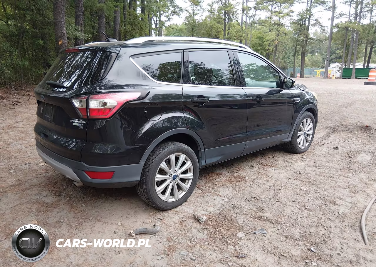 2017 Ford Escape Titanium VIN:1FMCU9JD6HUC85567 - 4