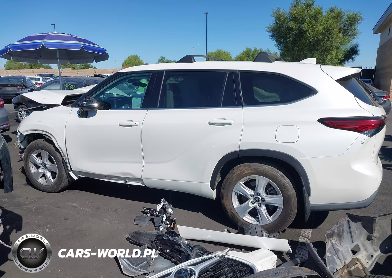 2021 Toyota Highlander Le VIN:5TDZZRAH9MS525499 - 15