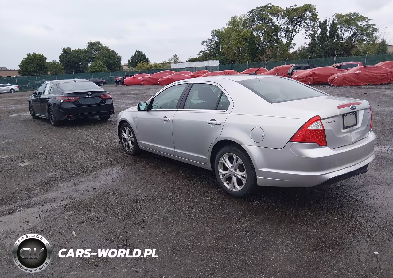 2012 Ford Fusion Se VIN:3FAHP0HA9CR101690 - 3