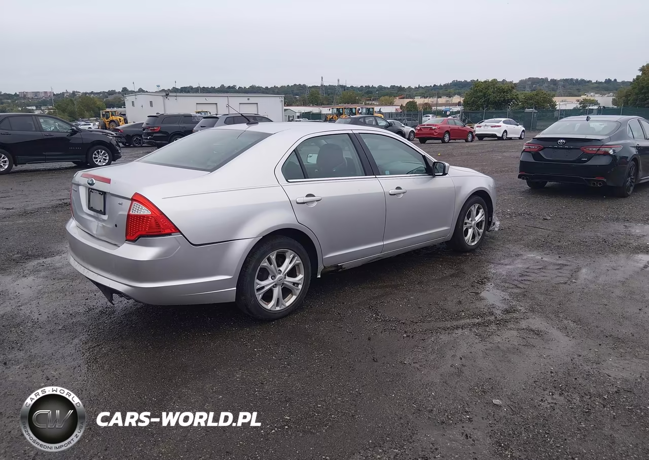 2012 Ford Fusion Se VIN:3FAHP0HA9CR101690 - 4